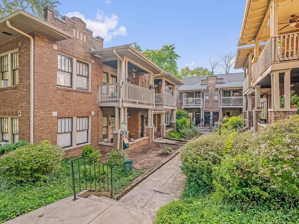 Highland Court II Apartments