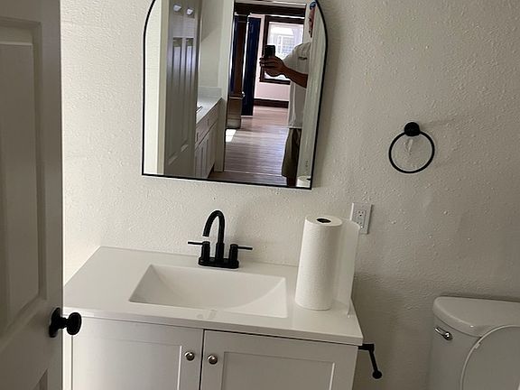 5th image of 334 W Highland Ave #334