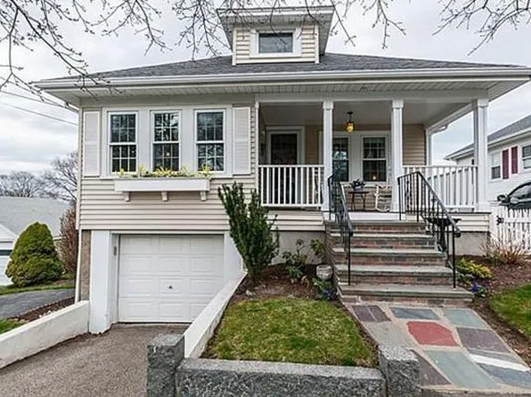 31 Nicholl St, Quincy, MA 02169