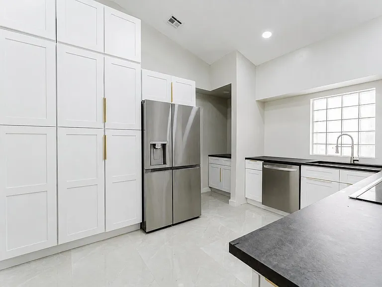 7512 Eagle Point Dr — Photo 13