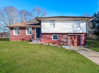 2639 Buxton Ln, Morrow, GA 30260