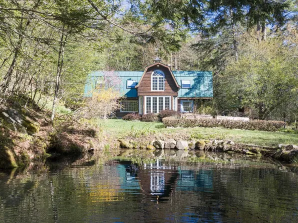 1905 Turkey Mountain Road, Jamaica, VT 05343