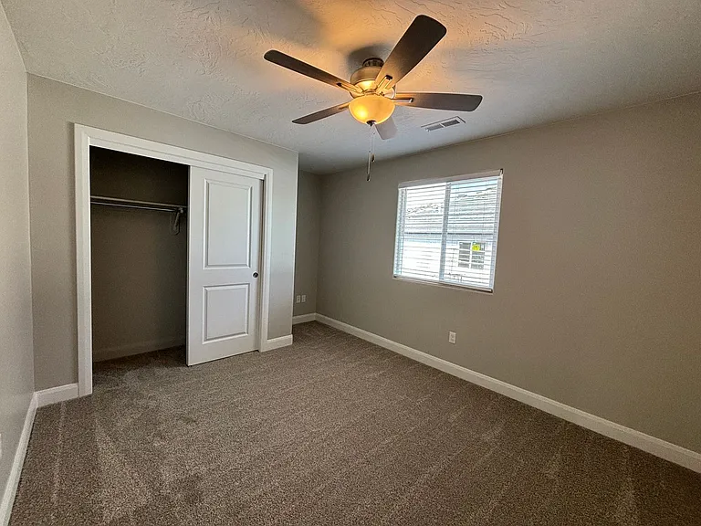 1042 S 1450 East St #22 — Photo 17