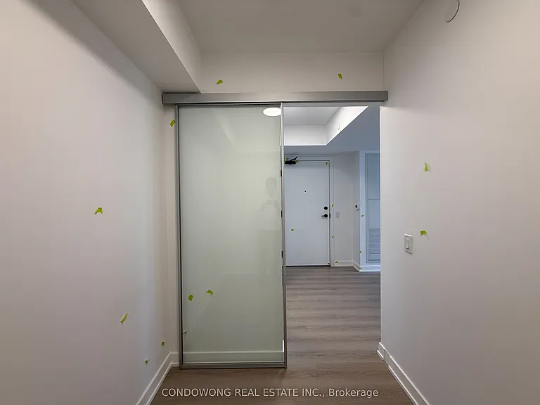 100 Queen St E #2317 — Photo 8