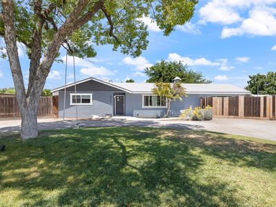4420 W Iris Avenue, Visalia, CA, 93277