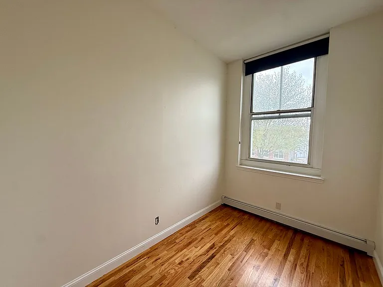 Israel Putnam Apartments — Photo 6