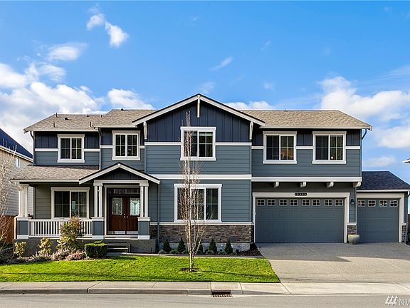 2nd image of 10905 174th Ave E