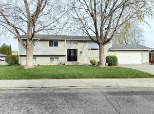 506 N Kansas St, Kennewick, WA 99336