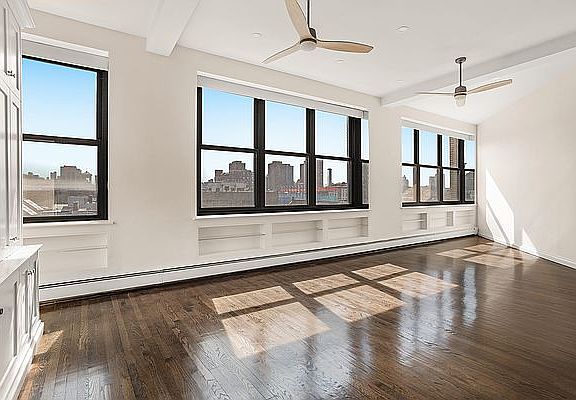 3rd image of 2 Cornelia St APT 804