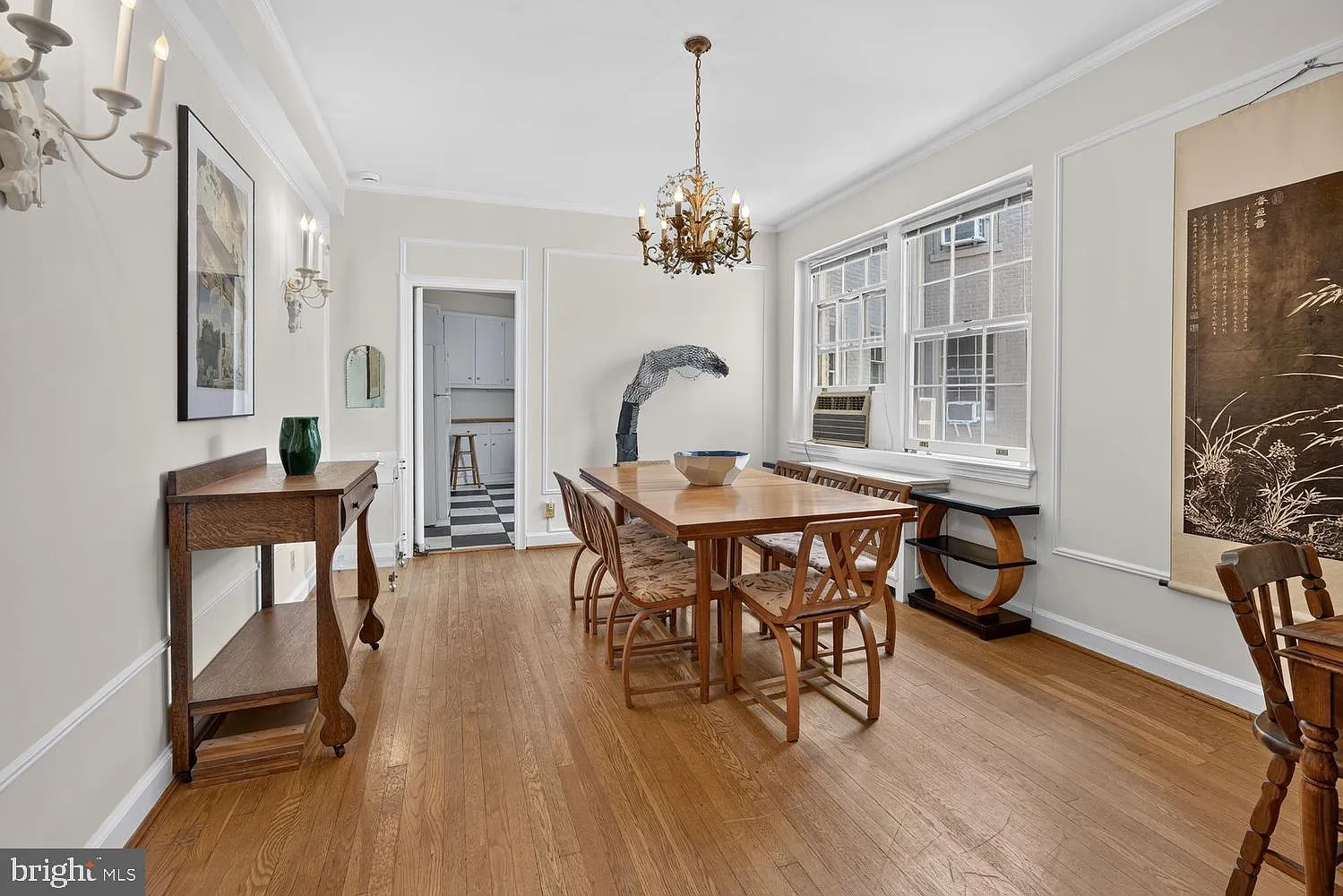 2 bed, 2.0 bath, 1462 sqft, $4,000 — Photo 3