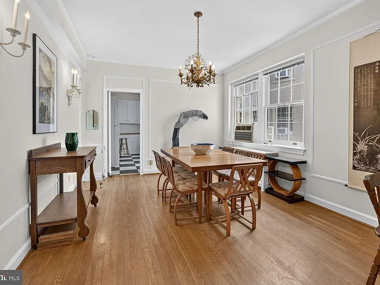 2737 Devonshire Pl NW #402 — Photo 3