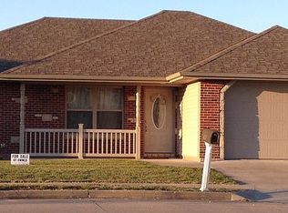 160 Rief Ct, Holts Summit, MO 65043