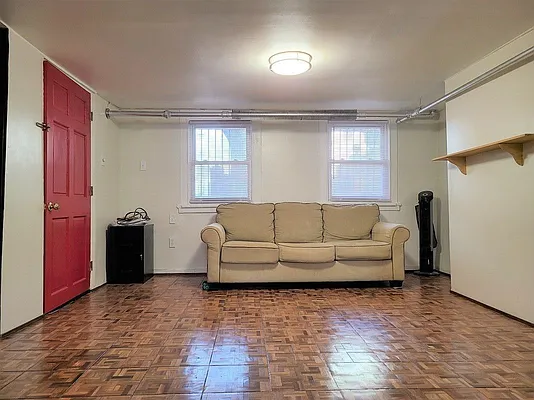 Rented by Virtual Real Estate | media 14