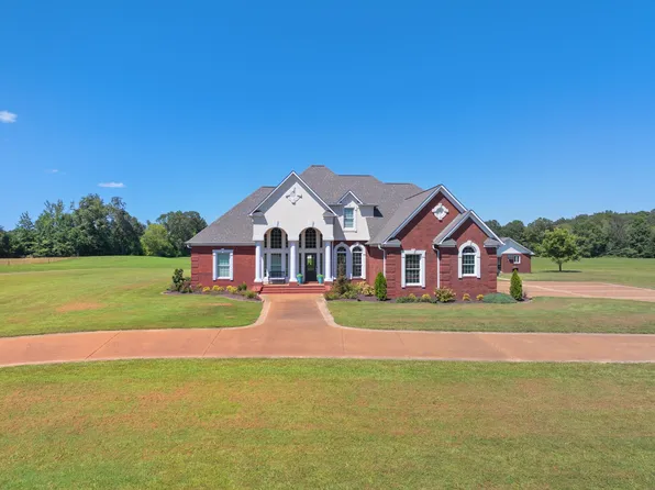 2880 Us Highway 412 W, Parsons, TN 38363