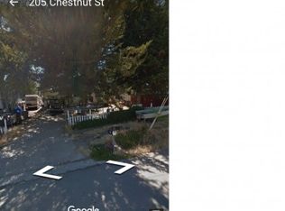 215 Chestnut St, Valley Springs, CA 95252