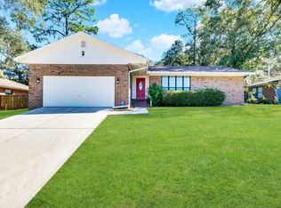 6241 Cranberry Ln E, Jacksonville, FL 32244