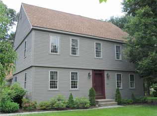 315 Hitching Post Ln, Windsor, CT 06095