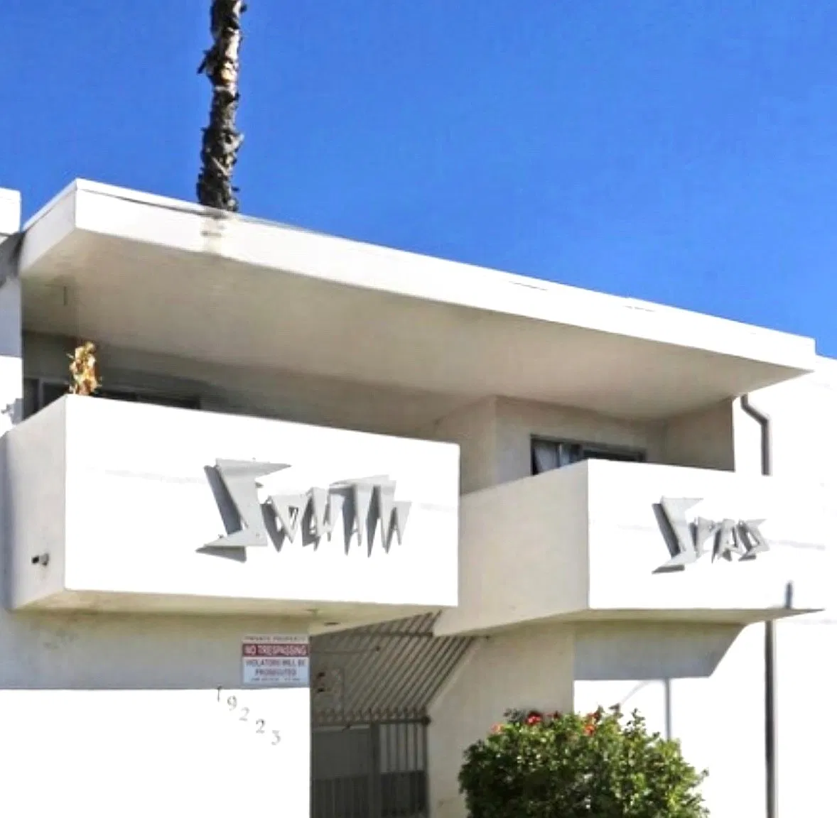 South Seas — Photo 2