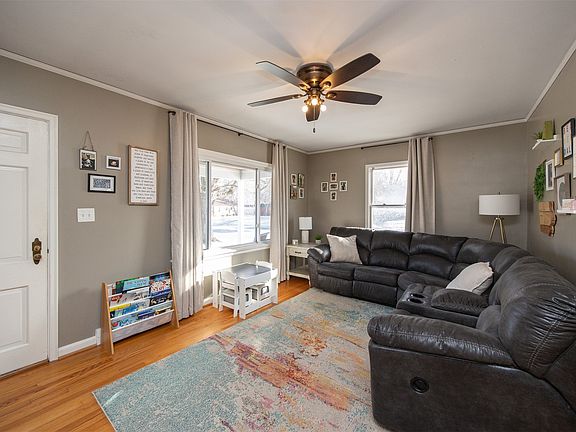 5th image of 2300 33rd St