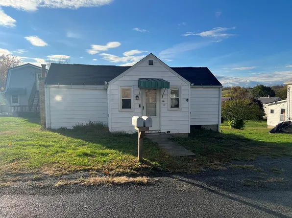 107 Center St, Seminole, PA 16253