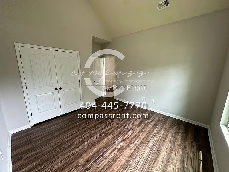 9465 Pebble Creek Ct — Photo 24