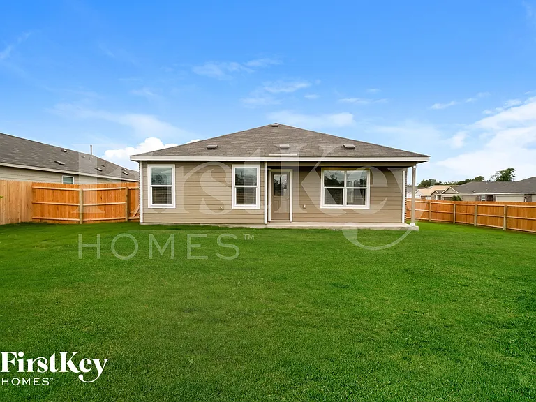 6202 Marco Plns — Photo 14