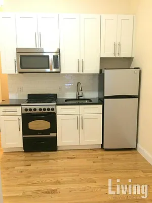 Rented by Living New York | media 61