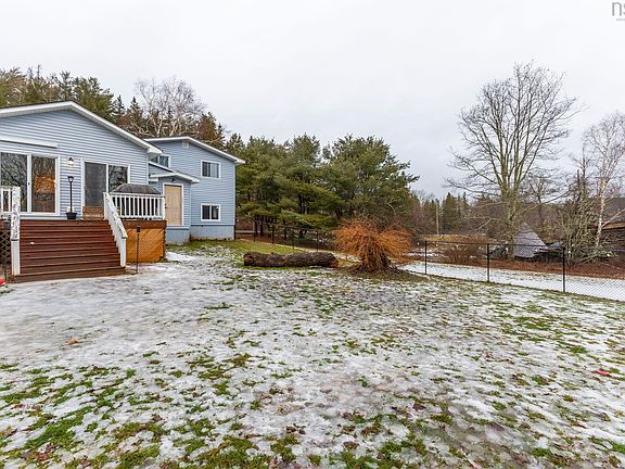 4th image of 2408 Wyvern Rd