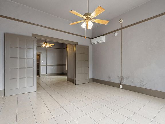 4th image of 118 Garland Ave