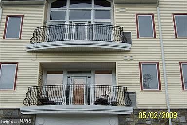 1st image of 400 Renfro Dr Unit 202