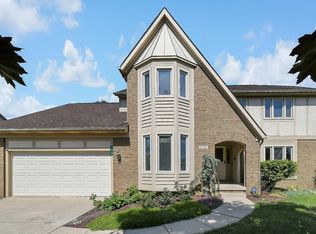 12782 Oakmere Dr, Pickerington, OH