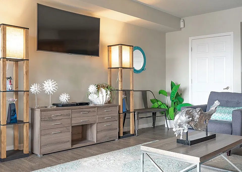 The Redwood Apartments