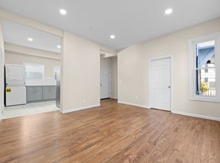 460 S 6th Ave APT 1, Mount Vernon, NY 10550