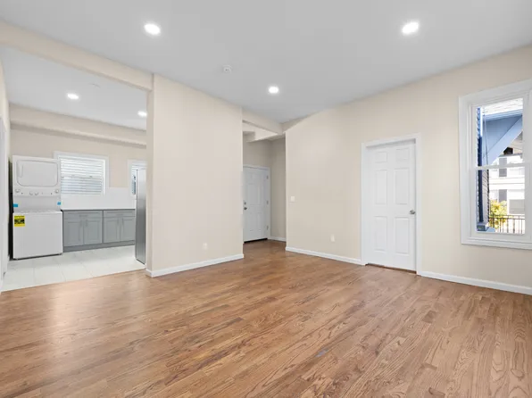 460 S 6th Ave APT 1, Mount Vernon, NY 10550