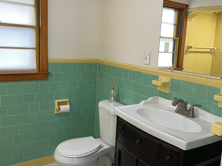 6 Everett Ave #1 — Photo 9