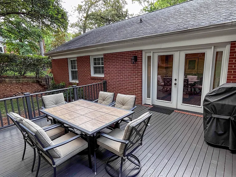3716 Rhodes Ave — Photo 24