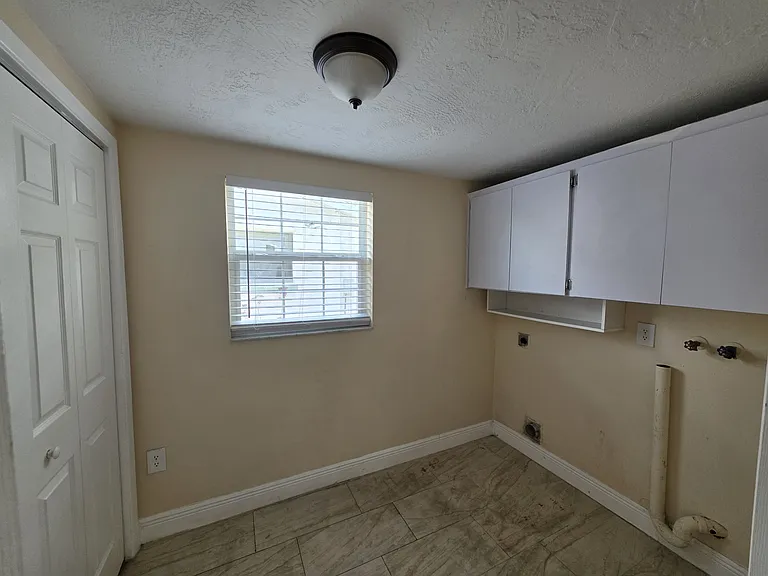 7730 Greybirch Ter — Photo 22