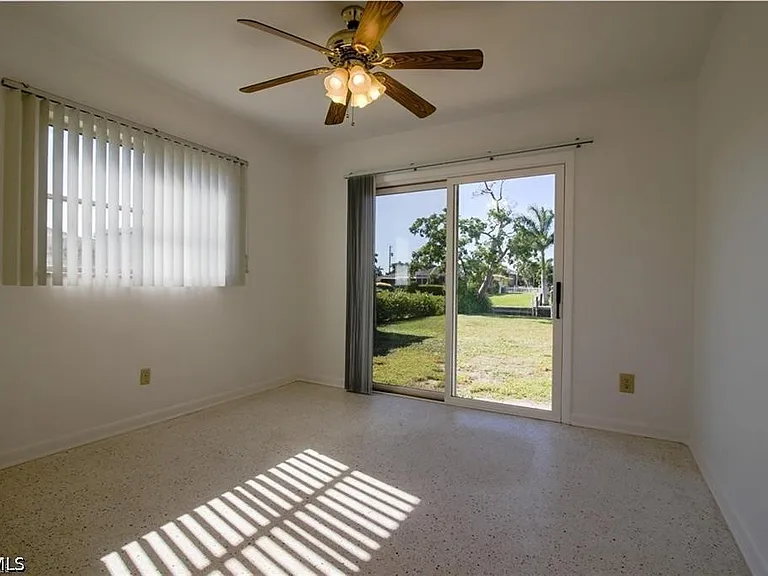 5302 Malibu Ct — Photo 11