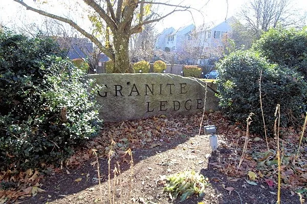 27 Fallon Ct — Photo 17