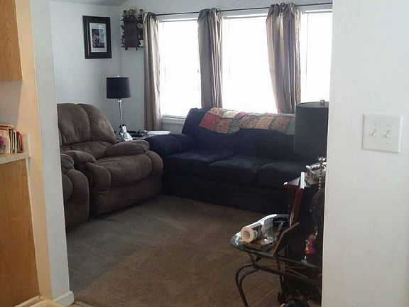 2nd image of 16 Seafoam St
