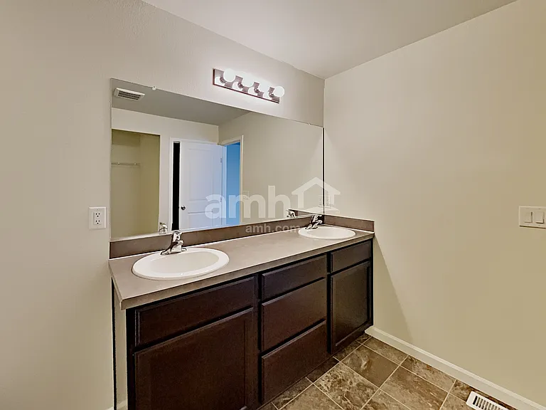 370 Lolo Trail Ave — Photo 13