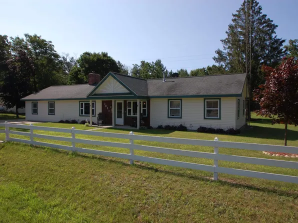 3851 W Rose City Rd, West Branch, MI 48661