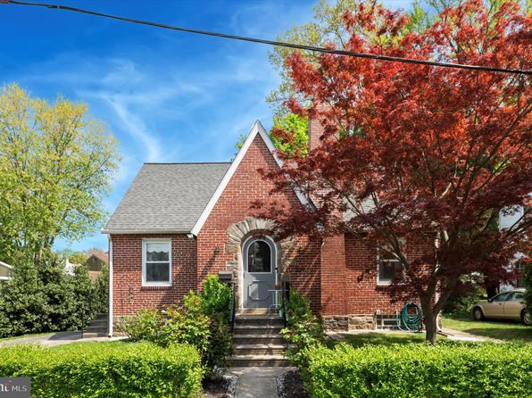 209 N Woodlawn Ave, Aldan, PA 19018