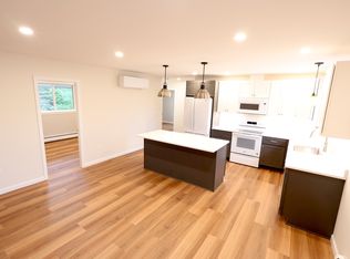 6 Bennett Rd UNIT A, Yarmouth, ME 04096