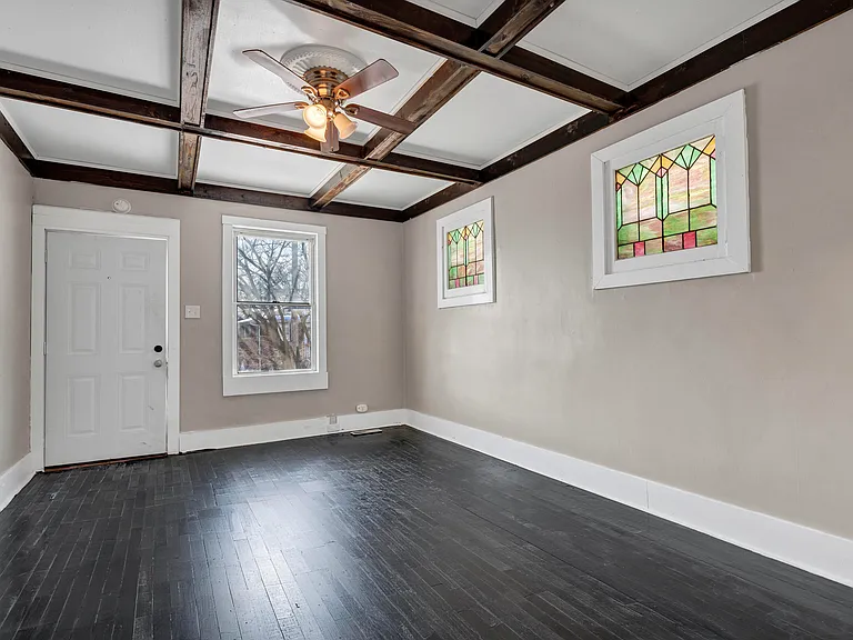 3915 Schiller Pl — Photo 4