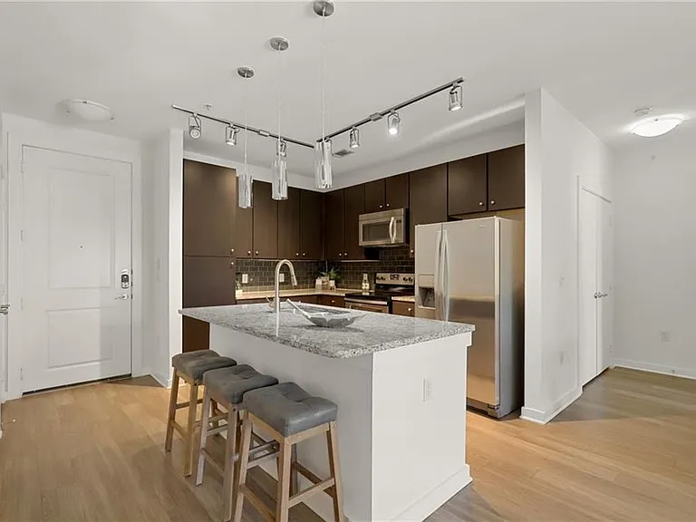 1900 Barton Springs Rd #2025 — Photo 1