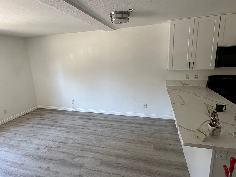 5381 Lake Murray Blvd — Photo 2
