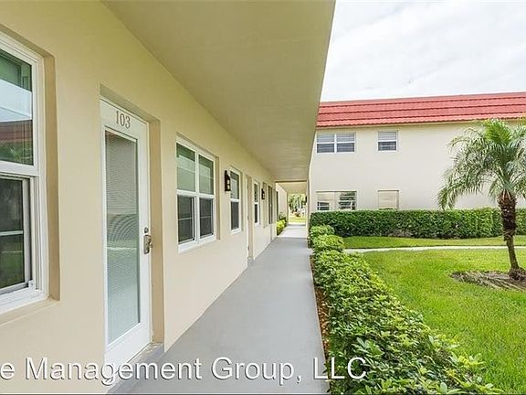 2nd image of 11 Vista Palm Ln APT 103