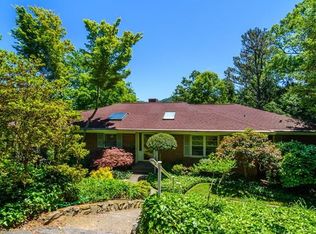 104 Cambridge Rd, Asheville, NC 28804