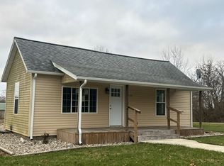 15144 S 2nd Ave, Blanford, IN 47831